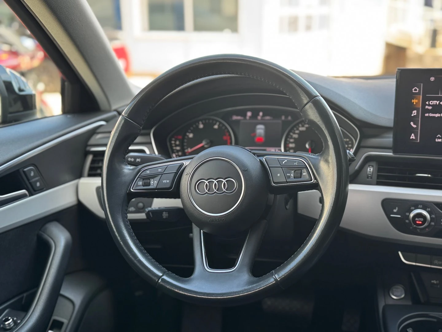 Audi A4, снимка 10 - Автомобили и джипове - 56420385