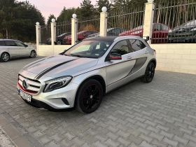  Mercedes-Benz GLA 22...