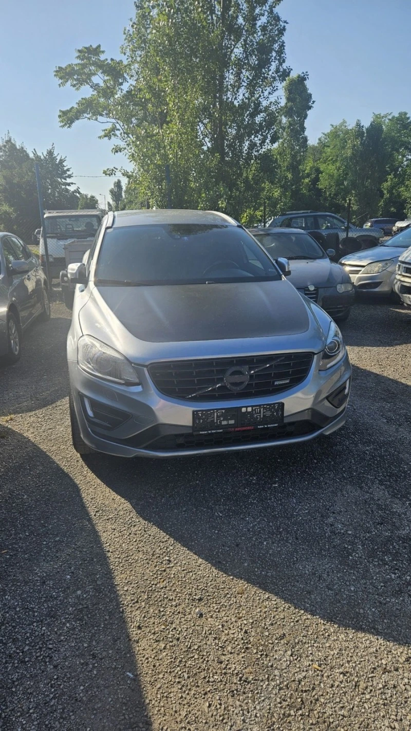 Volvo XC60 2.4d5.R -Design, снимка 9 - Автомобили и джипове - 46412400