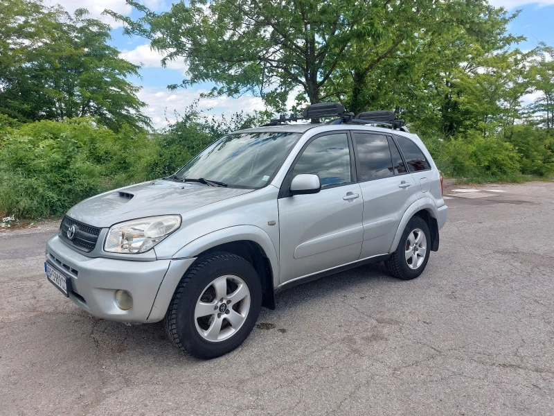 Toyota Rav4 2.0 дизел, снимка 4 - Автомобили и джипове - 52395041