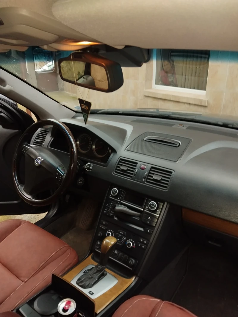 Volvo Xc90 2.4 D5, снимка 4 - Автомобили и джипове - 53143364