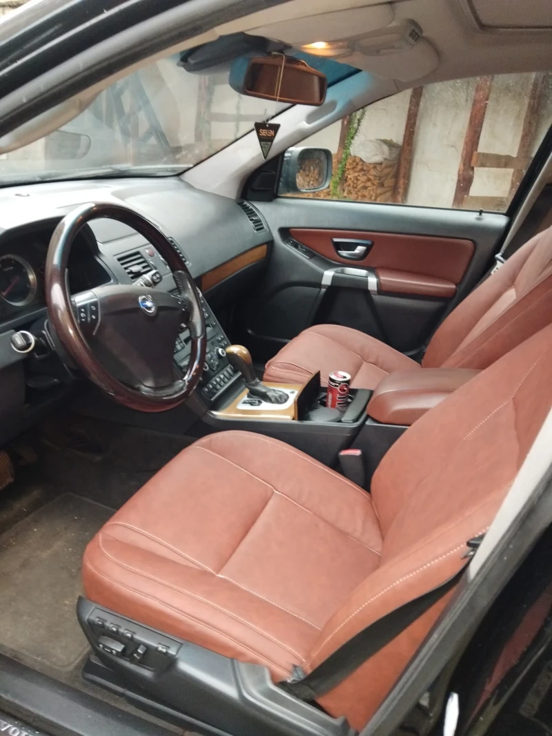 Volvo Xc90 2.4 D5, снимка 6 - Автомобили и джипове - 53143364