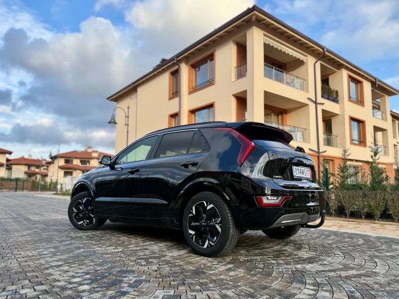 Kia Niro 64kwh, снимка 4 - Автомобили и джипове - 53309837