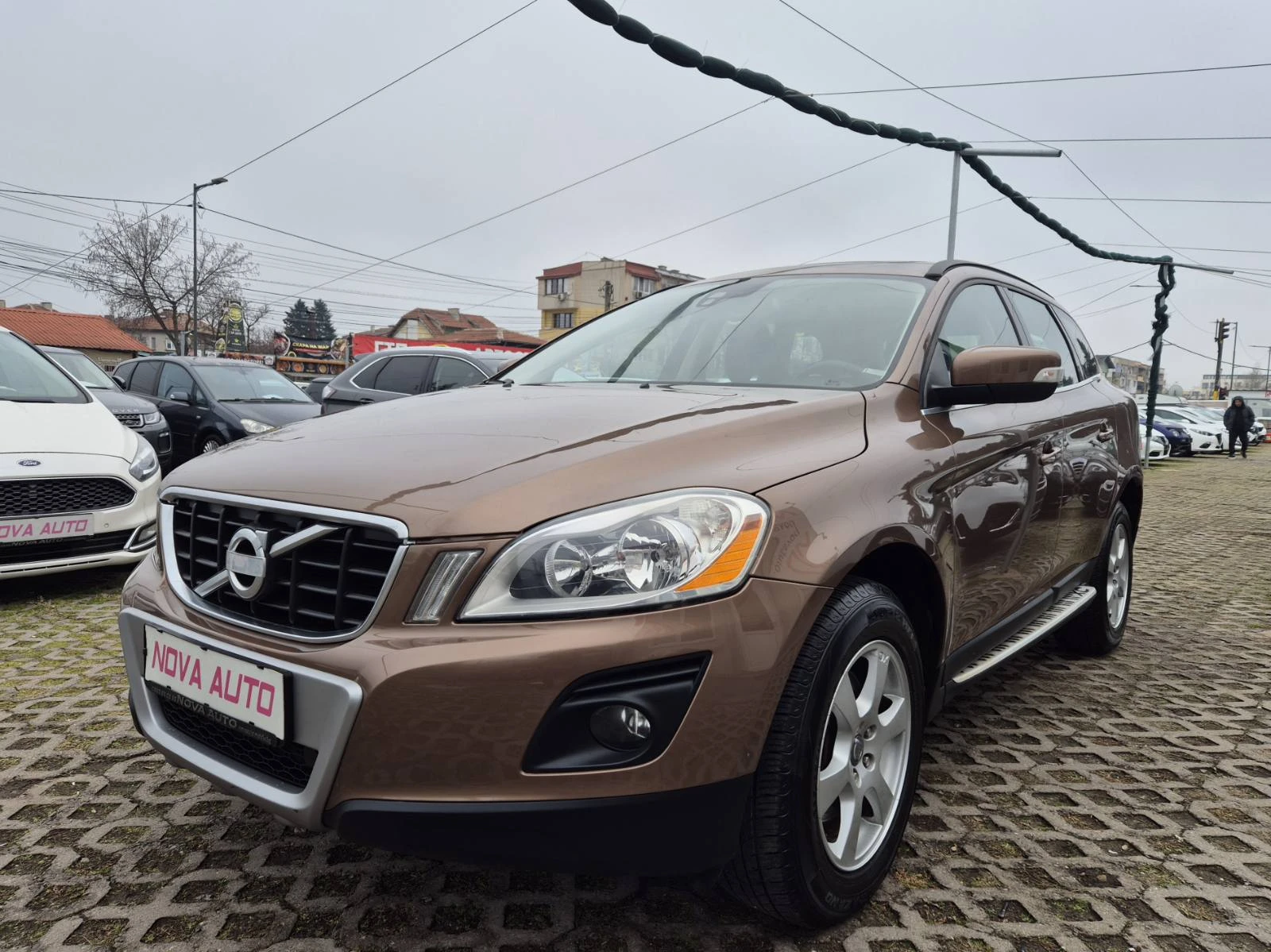 Volvo XC60 2.4D-D5-175ск-ПАНОРАМА, снимка 1