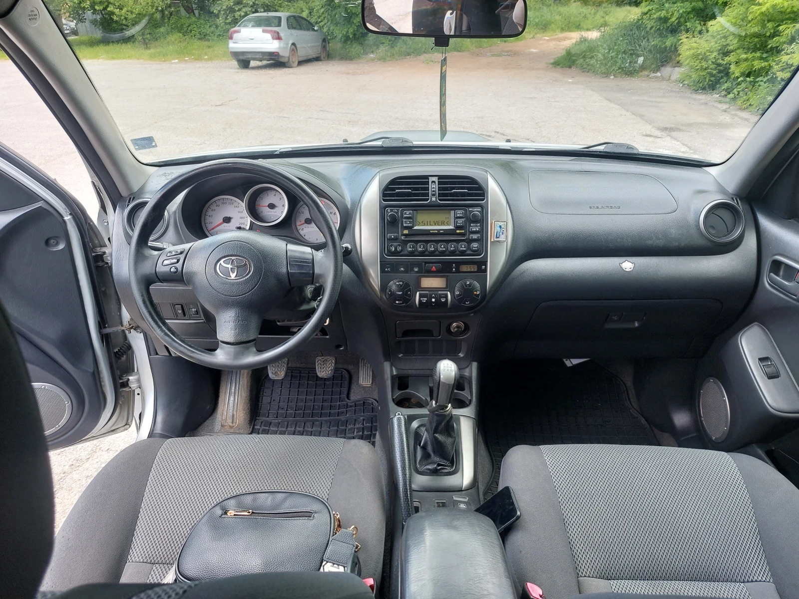 Toyota Rav4 2.0 дизел - изображение 6