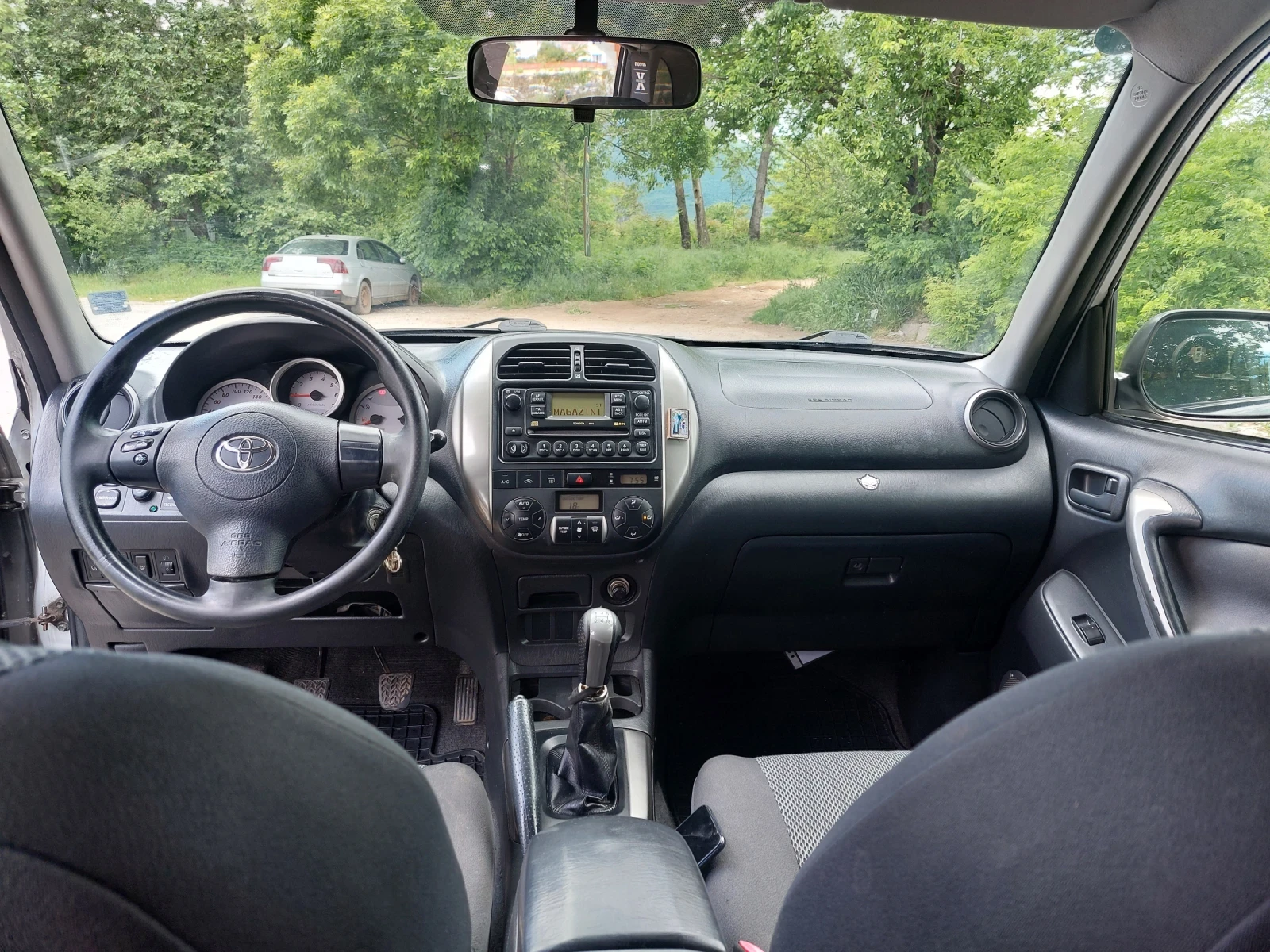 Toyota Rav4 2.0 дизел - изображение 7