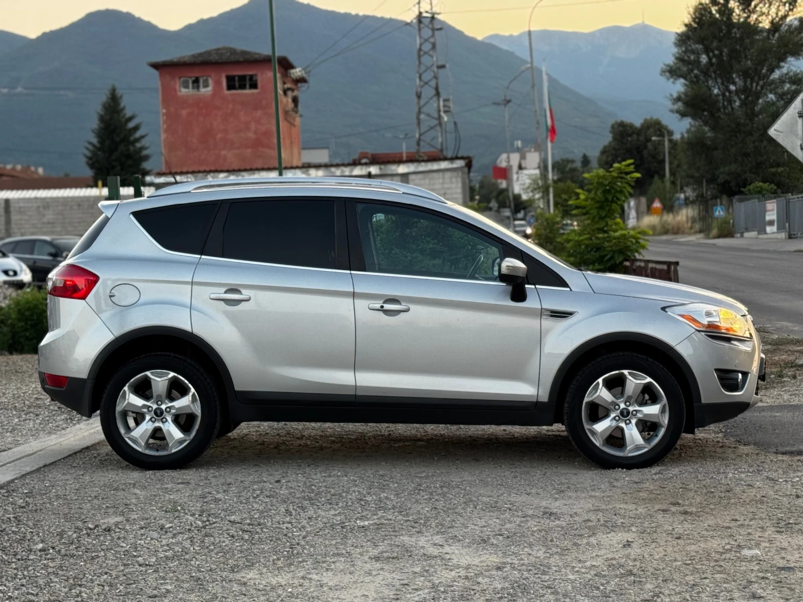 Ford Kuga 2.0tdci 136Hp 4x4 Панорама - изображение 6