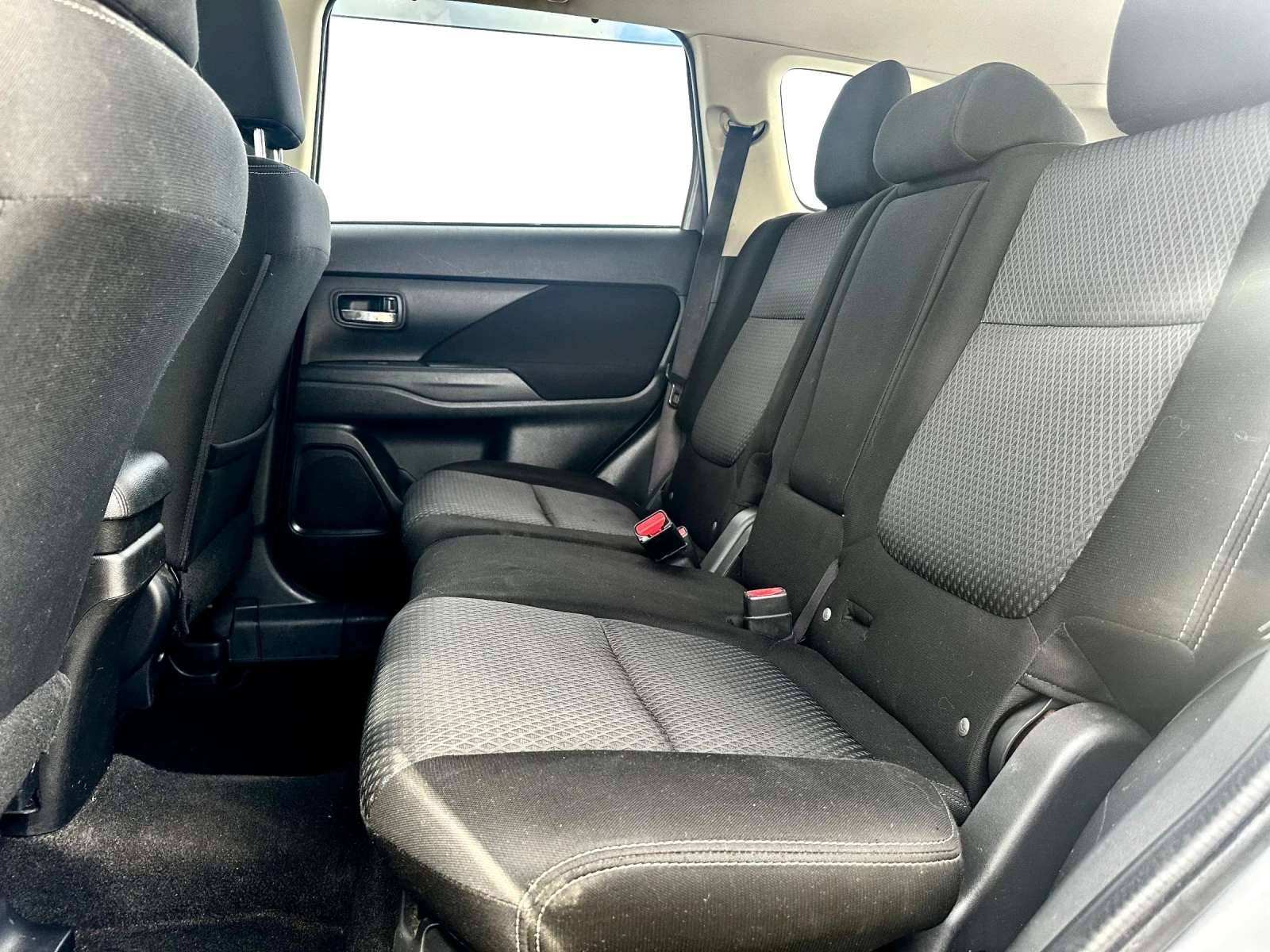 Mitsubishi Outlander 2.4i 4x4 | Mobile.bg � ����������� 9