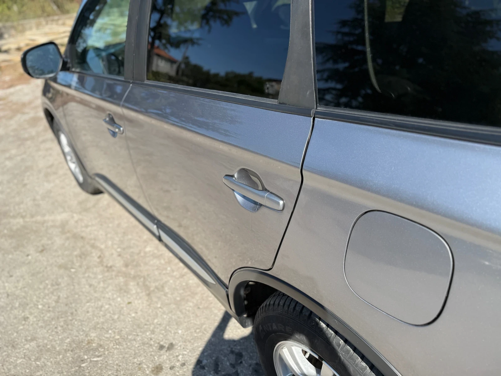 Mitsubishi Outlander 2.4i 4x4 - изображение 7