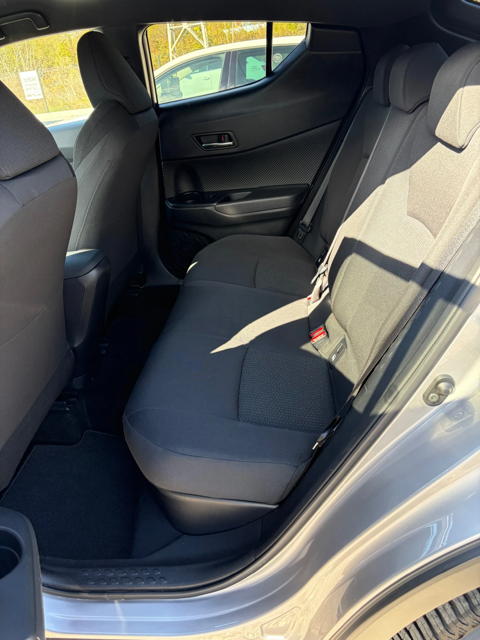 Toyota C-HR 1.8 HYBRID TREND EURO6 | Mobile.bg   10