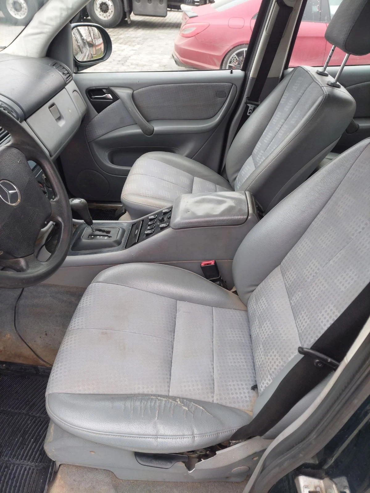 Mercedes-Benz ML 270 2.7CDI, снимка 8 - Автомобили и джипове - 54280489