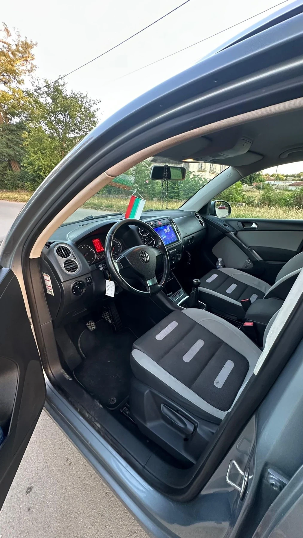 VW Tiguan, снимка 7 - Автомобили и джипове - 54778186