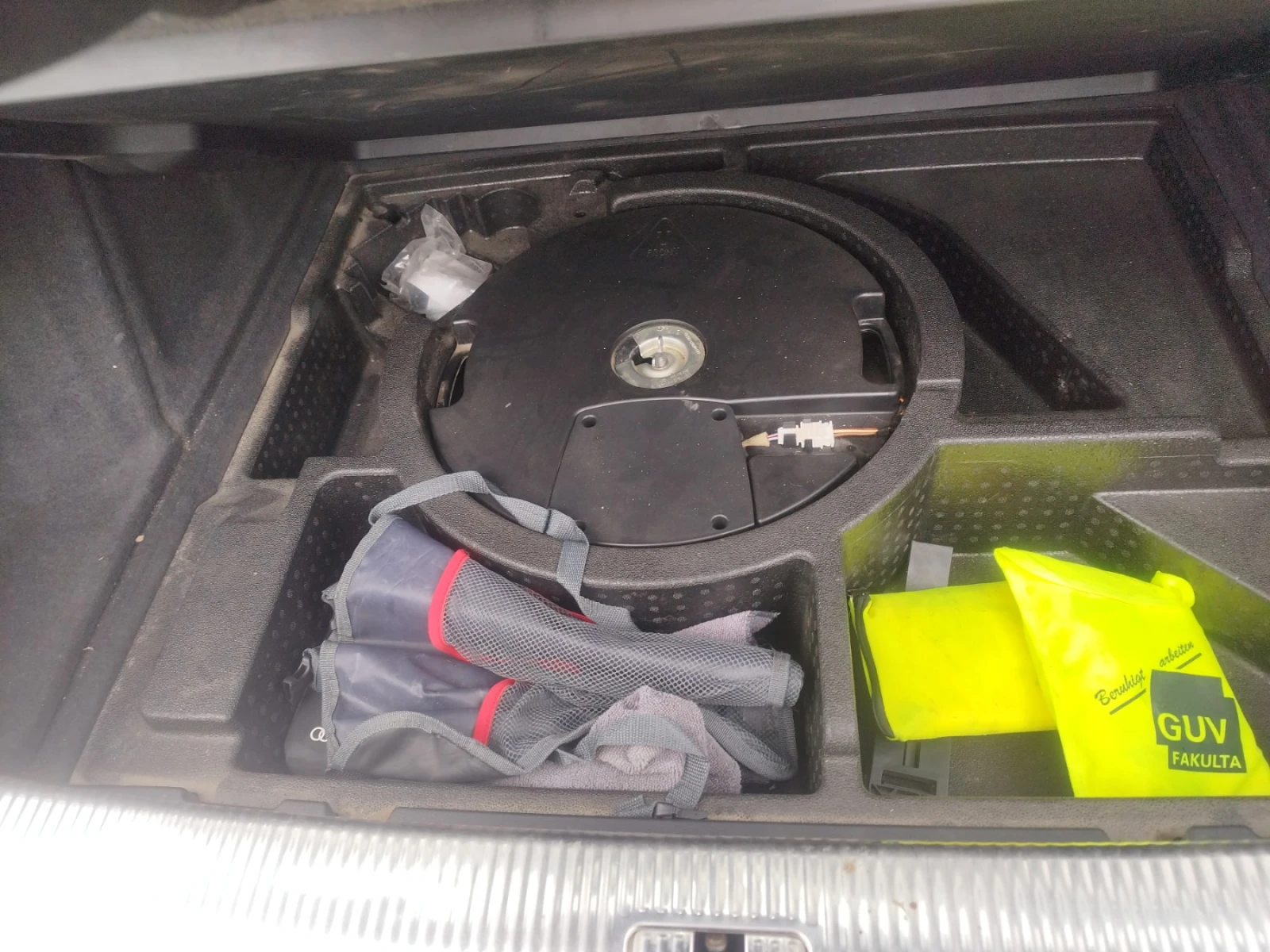 Audi Q3, снимка 17 - Автомобили и джипове - 54852585