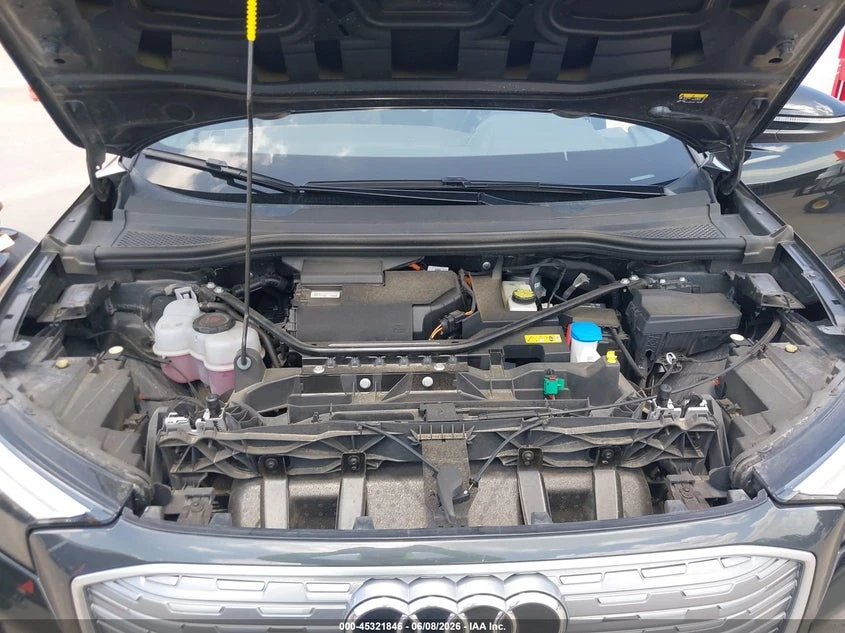 Audi Q4 E-Tron Premium Plus 40 Rwd, снимка 10 - Автомобили и джипове - 55246193
