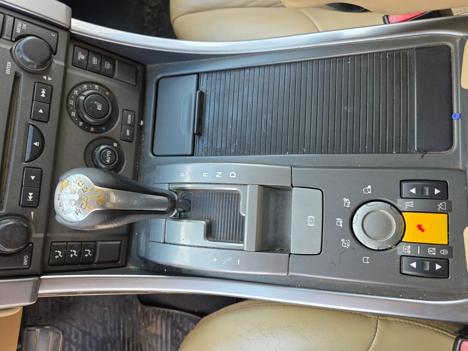 Land Rover Range Rover Sport, снимка 8 - Автомобили и джипове - 55344642