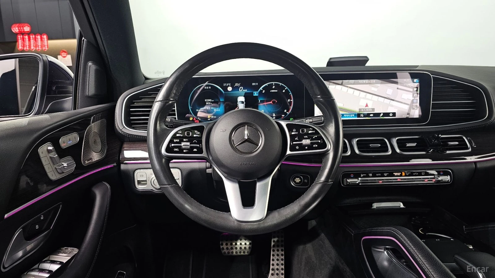 Mercedes-Benz GLE 400 BURMESTER| AIRMATIC| DISTRO| ОБДУХ| 360| HUD| BL S, снимка 9 - Автомобили и джипове - 56135661