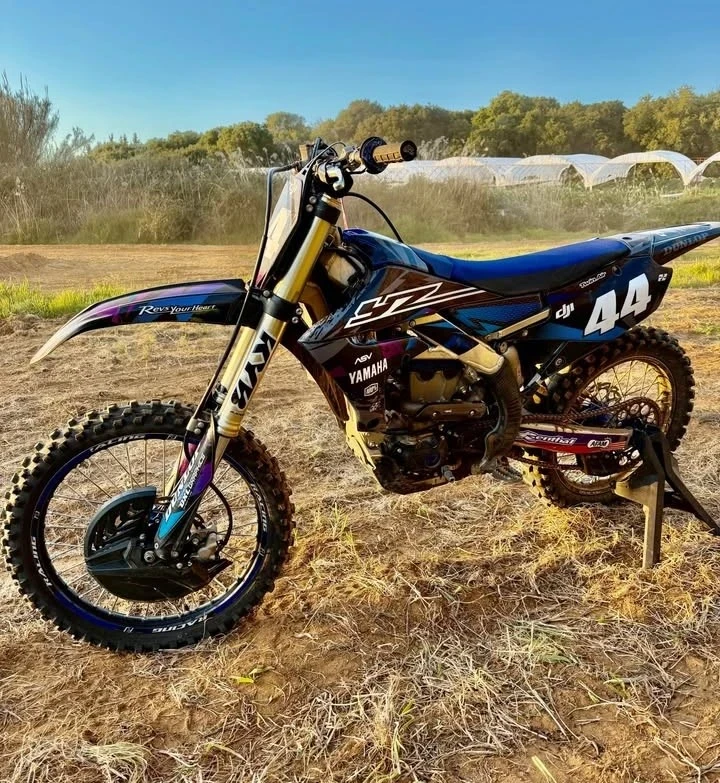 Yamaha Yzf 250 2022 Спешно, снимка 7 - Мотоциклети и мототехника - 54132961