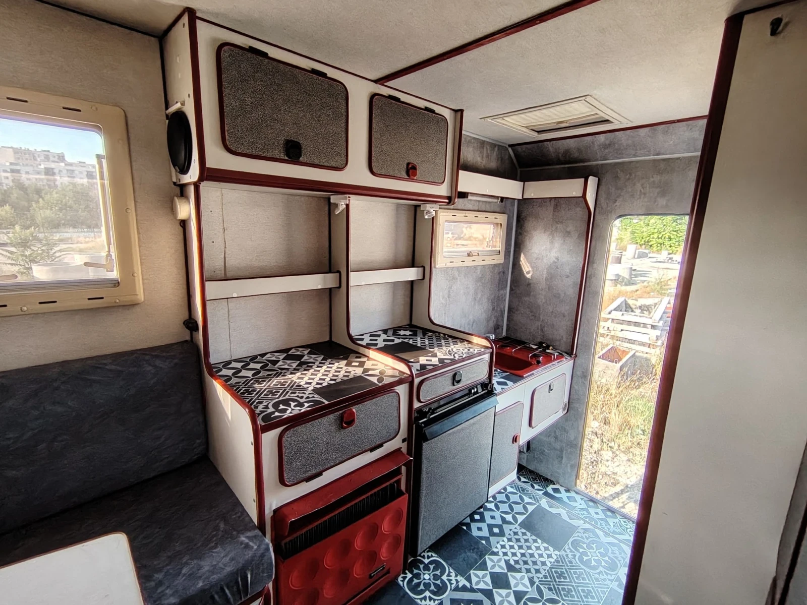 ������ Tischer | Mobile.bg � ����������� 13