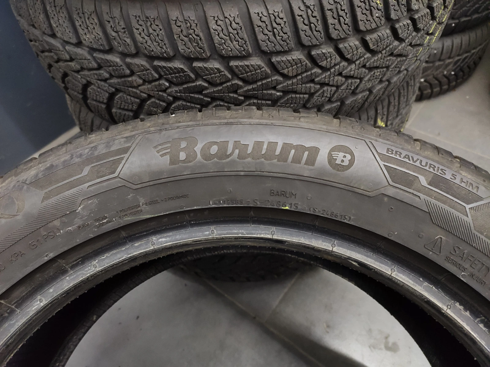  215/55R17 | Mobile.bg   6