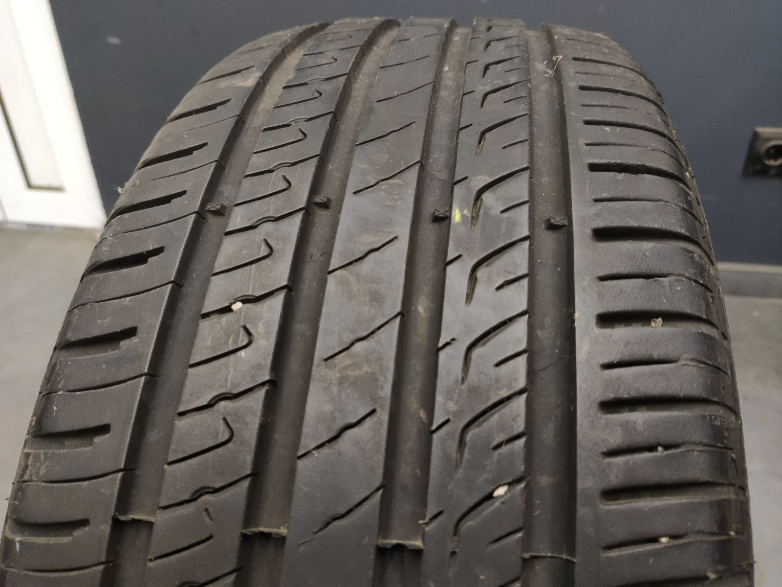  215/55R17 | Mobile.bg   3