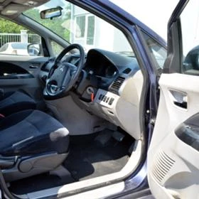 Mitsubishi Grandis, снимка 5