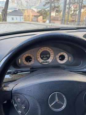 Mercedes-Benz E 320, снимка 8