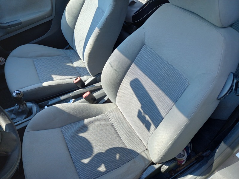 Seat Ibiza 1.4 ТДИ, снимка 10 - Автомобили и джипове - 42090191