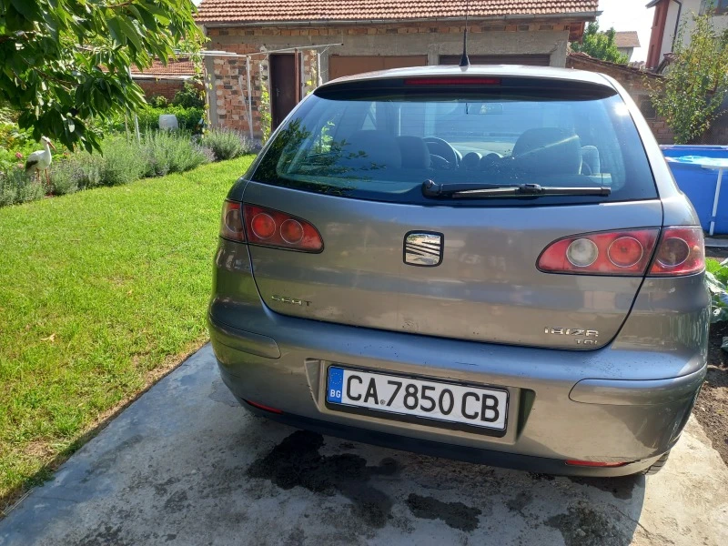 Seat Ibiza 1.4 ТДИ, снимка 3 - Автомобили и джипове - 42090191