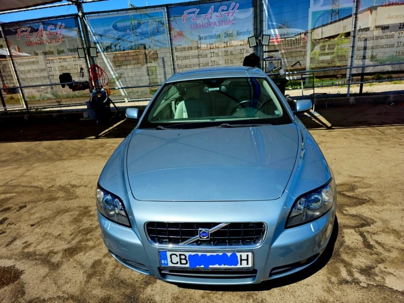 Volvo C70 T5, снимка 2 - Автомобили и джипове - 47316005