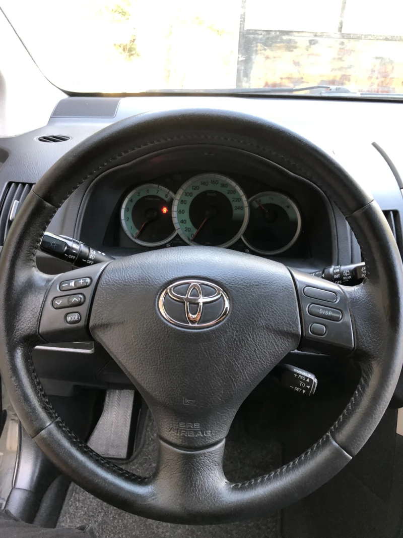 Toyota Corolla verso 1.8  АВТОМАТИК КАМЕРА , снимка 9 - Автомобили и джипове - 47313102