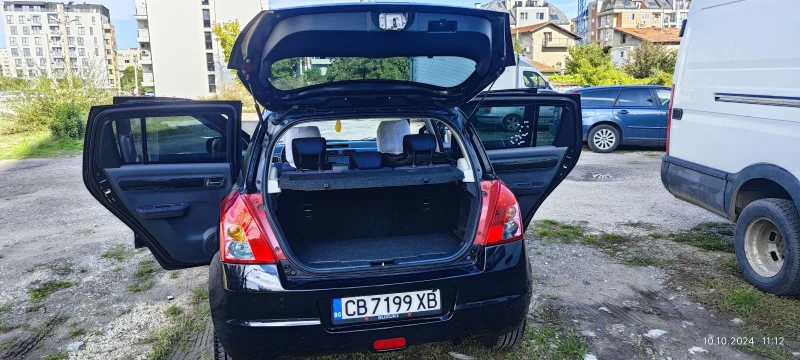 Suzuki Swift 1.3 Газ, снимка 11 - Автомобили и джипове - 47532123