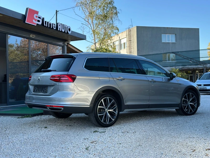 VW Alltrack 4motion* Панорама* Камера* LED* Head-up * , снимка 4 - Автомобили и джипове - 47627129