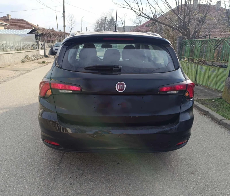 Fiat Tipo 1.4 turbo 2019г., снимка 4 - Автомобили и джипове - 48771419