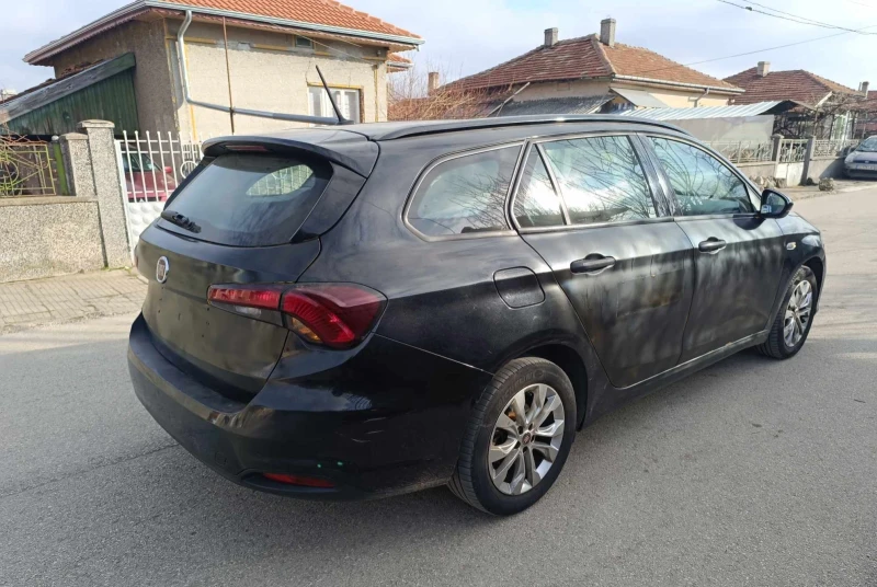 Fiat Tipo 1.4 turbo 2019г., снимка 6 - Автомобили и джипове - 48771419