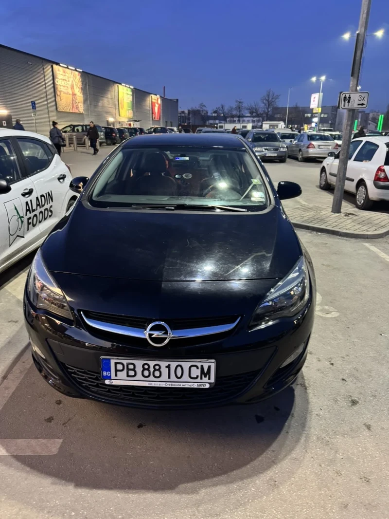 Opel Astra, снимка 1 - Автомобили и джипове - 49023905