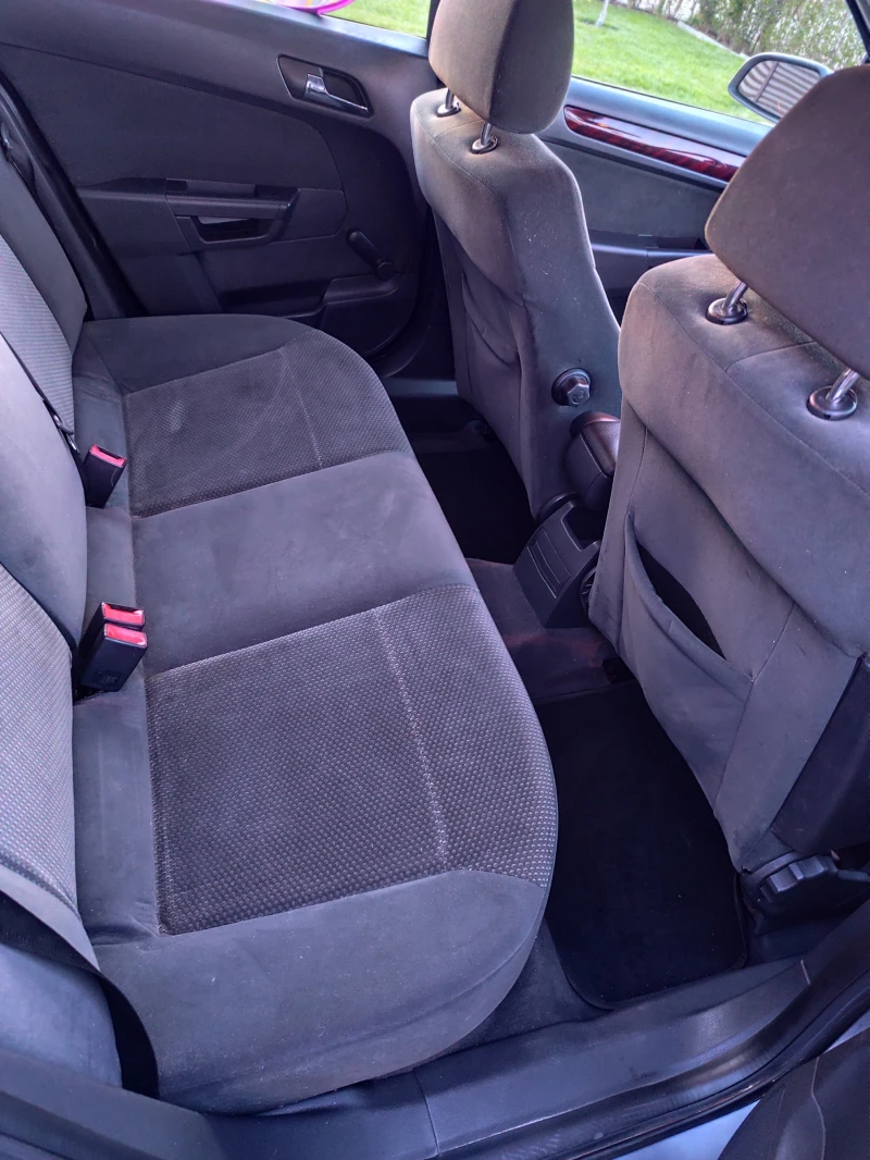 Opel Astra Astra H, снимка 7 - Автомобили и джипове - 52517603