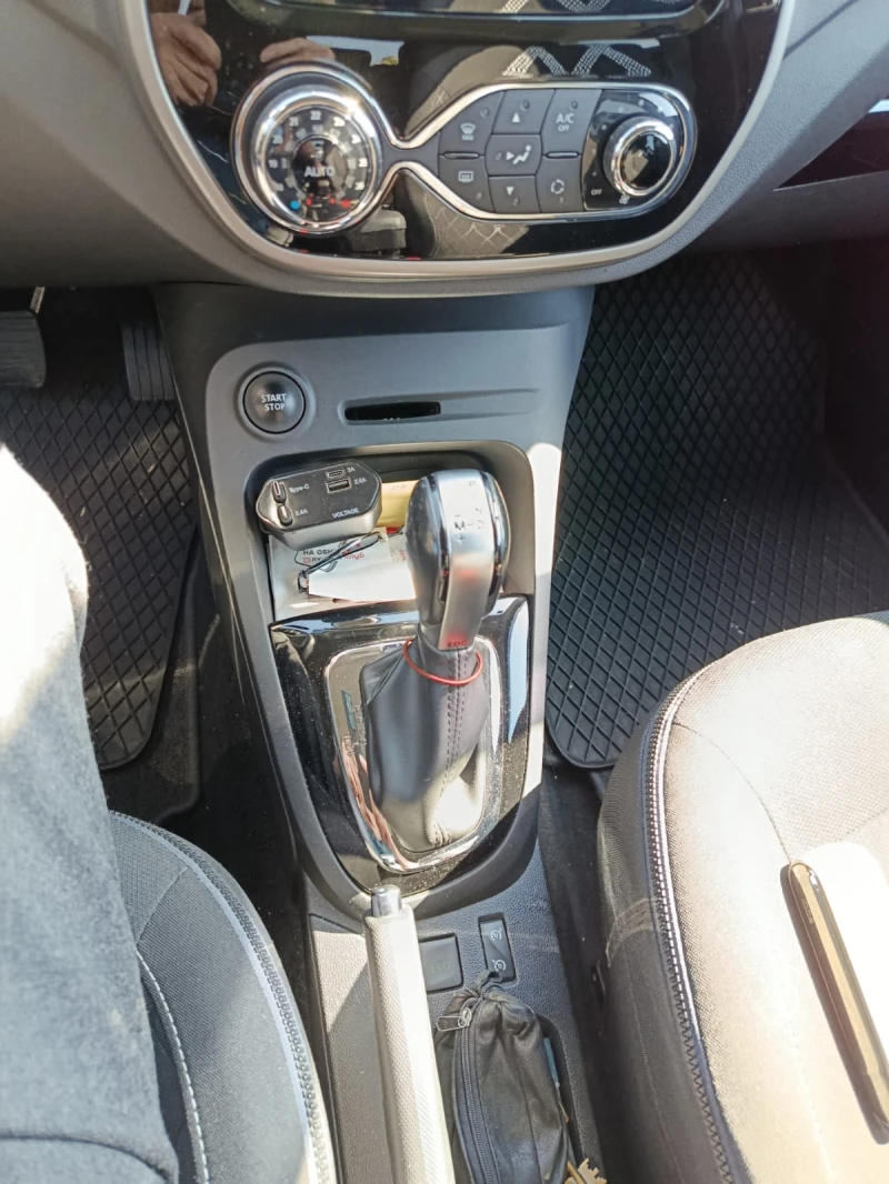 Renault Captur 1.5 DCI Automatic | 2017 | 51 000 км | , снимка 7 - Автомобили и джипове - 52075410
