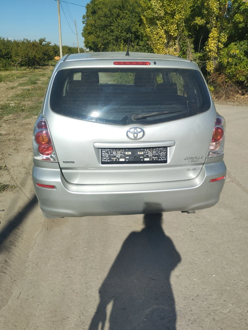 Toyota Corolla verso D 4D, снимка 3 - Автомобили и джипове - 52308082