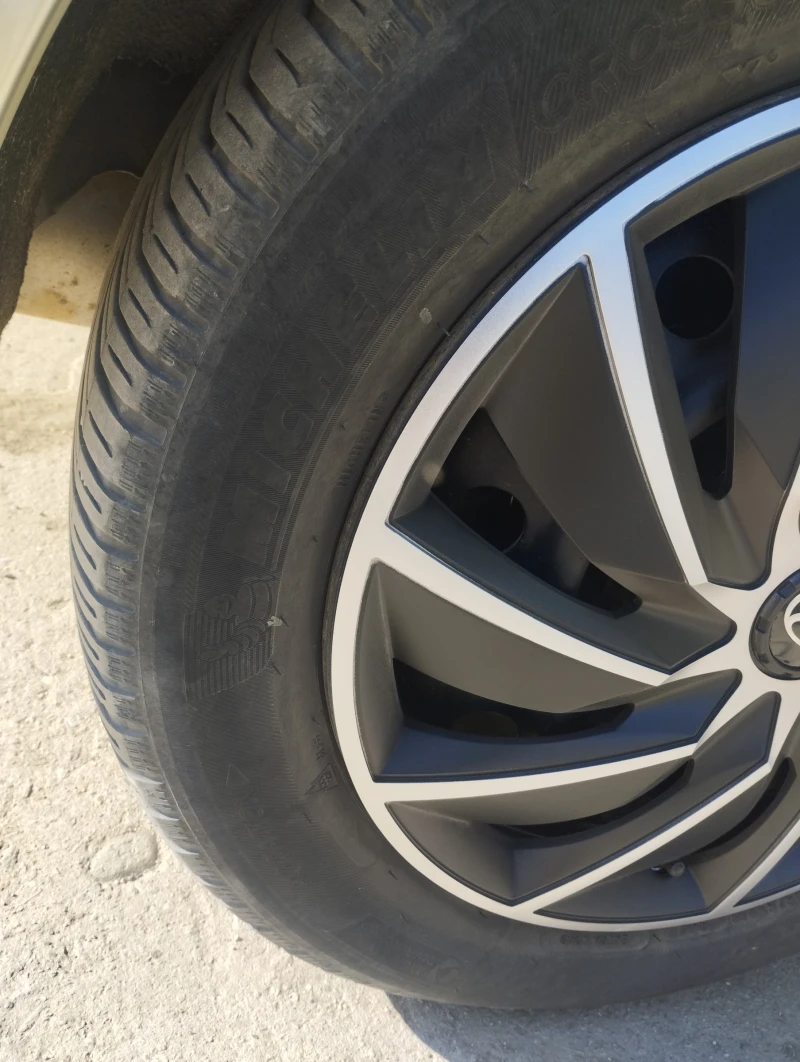 Toyota Corolla verso D 4D, снимка 5 - Автомобили и джипове - 52308082