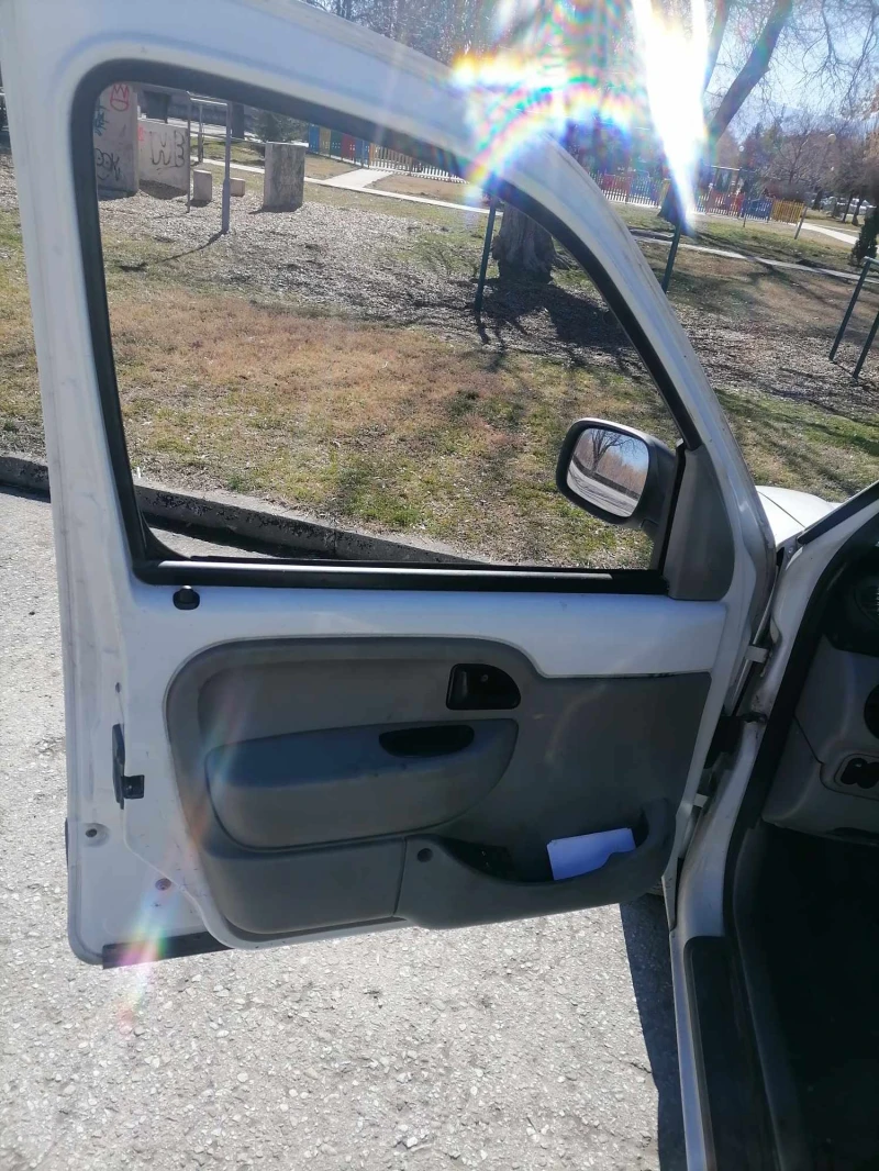 Renault Kangoo, снимка 7 - Автомобили и джипове - 52418268