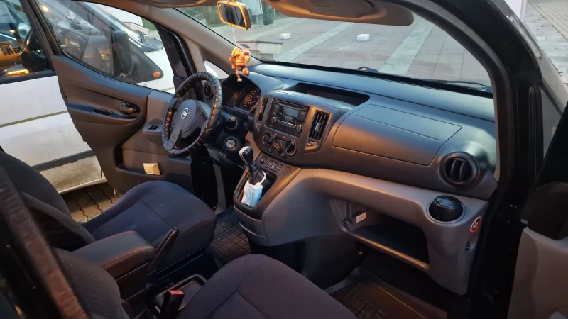 Nissan e-NV200, снимка 14 - Автомобили и джипове - 52474489