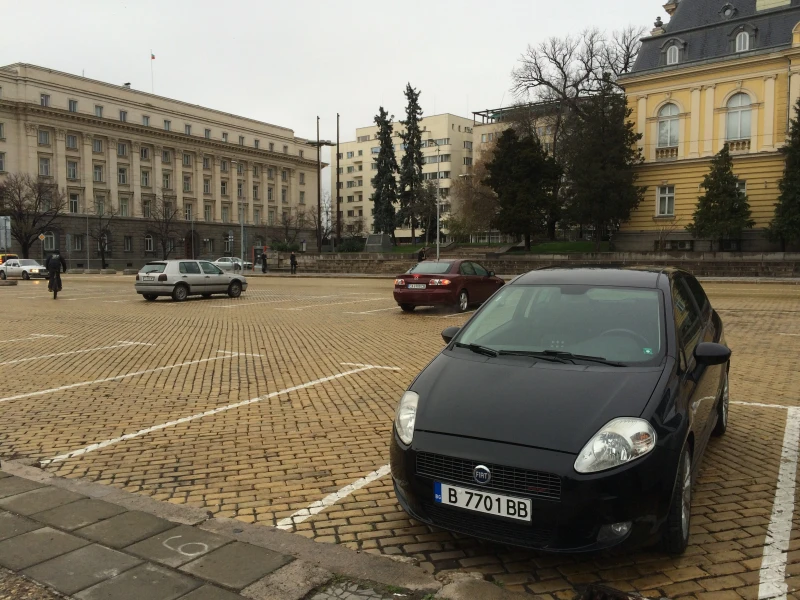 Fiat Punto Grande Punto, снимка 6 - Автомобили и джипове - 52829029