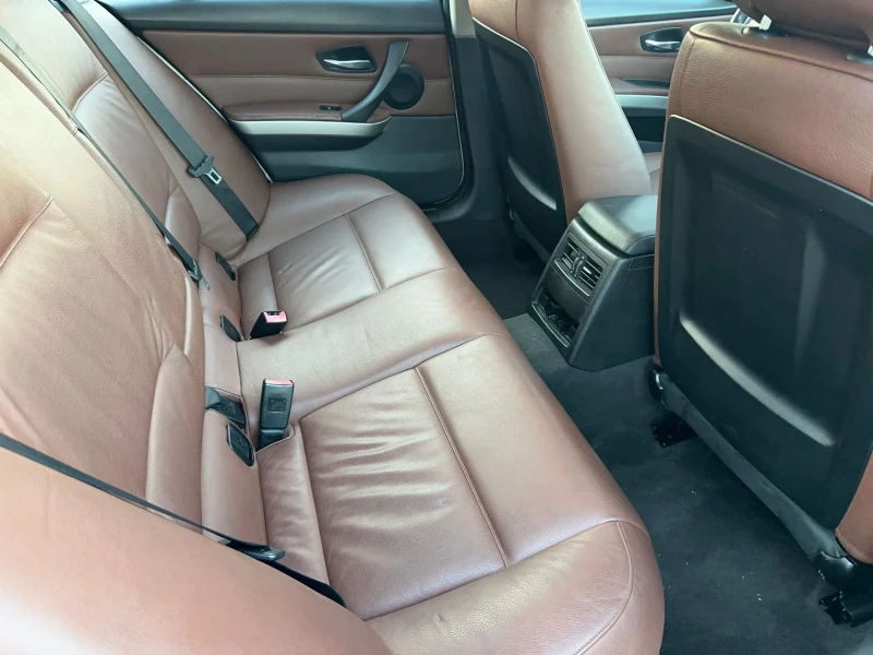 BMW 320 D EURO4 , снимка 11 - Автомобили и джипове - 52854521