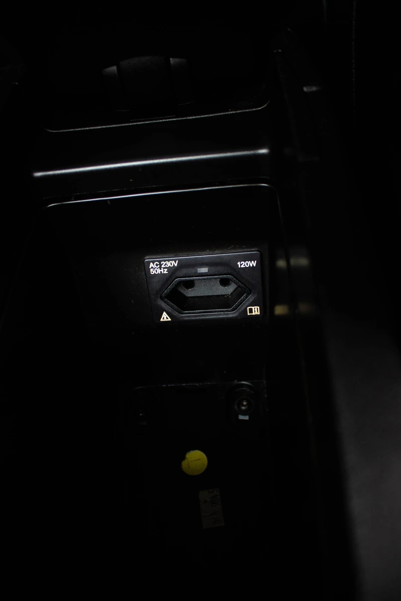 Citroen C4 1.6 HDi , снимка 12 - Автомобили и джипове - 53194121