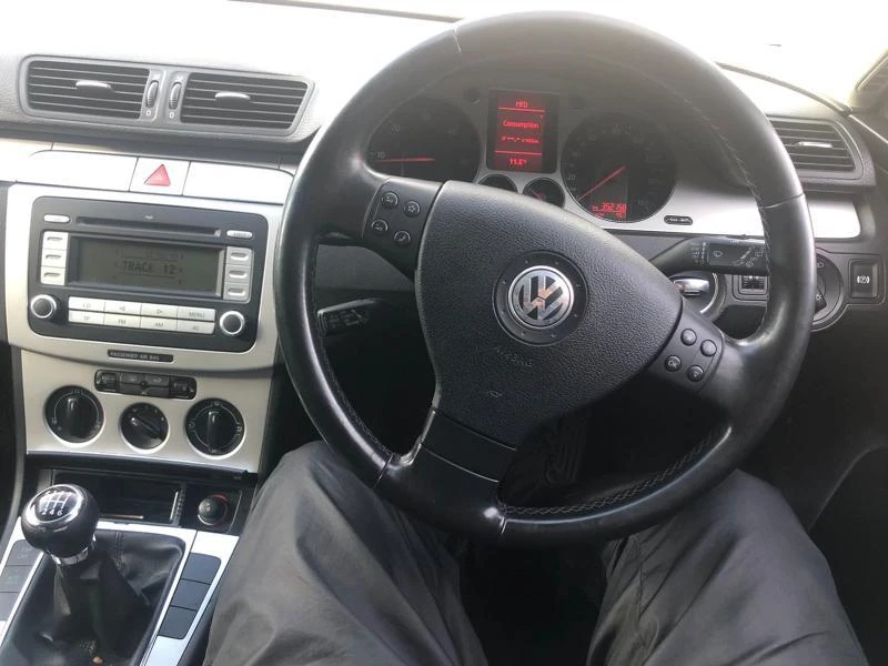 VW Passat 2,0tdi 143 к Комънрейл На части, снимка 9 - Автомобили и джипове - 34595903