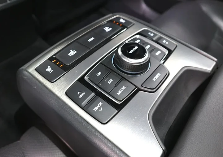 Hyundai Genesis G330 AWD | Mobile.bg   12