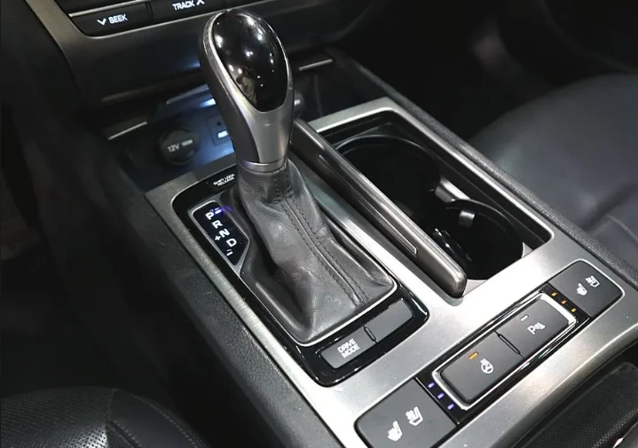 Hyundai Genesis G330 AWD | Mobile.bg   11