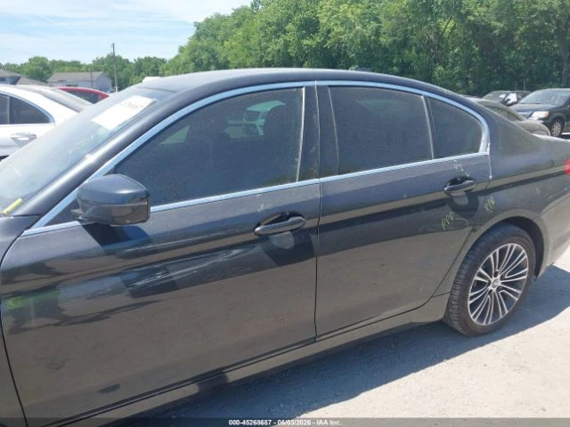 BMW 540 * КОЖА* ПОДГРЕВ* ШИБИДАХ* КАМЕРА* HEAD-UP* , снимка 12 - Автомобили и джипове - 55131088