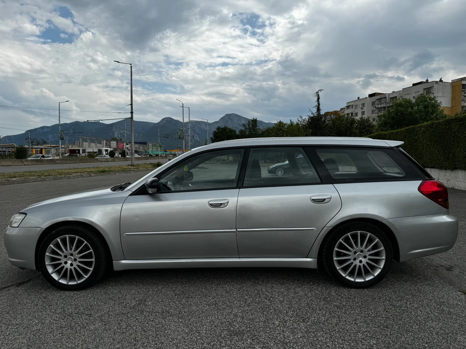 Subaru Legacy 2.0I/ПОДГРЕВ - изображение 2