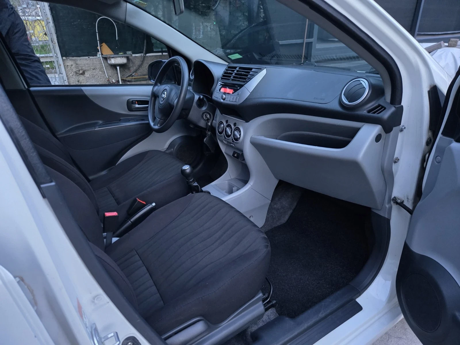 Nissan Pixo 2011 euro5 климатик - изображение 5